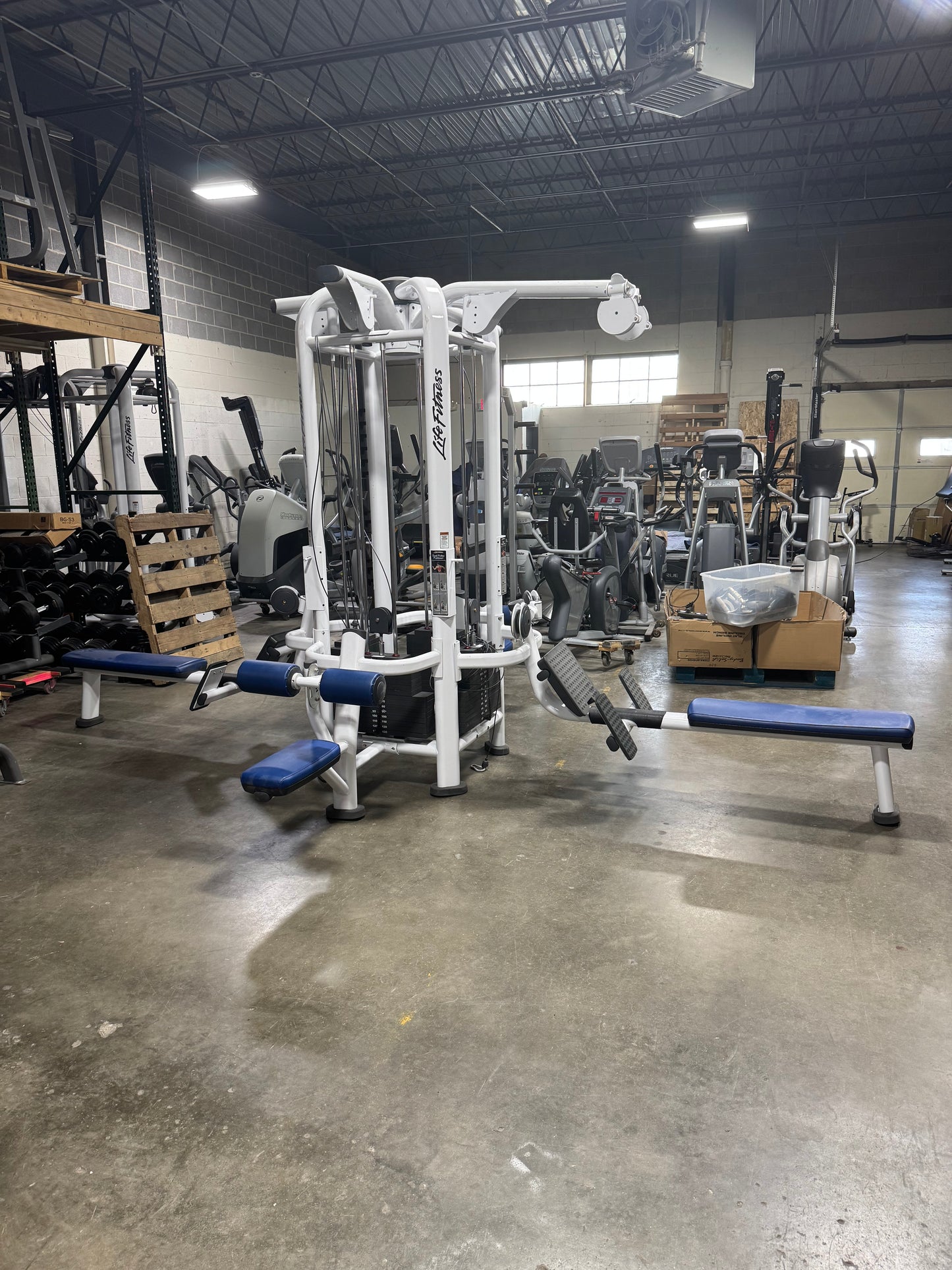 Life Fitness MJ4 Lat Pulldown/Dual Pulley Lat Pulldown/Low Row/Dual Pulley Low Row