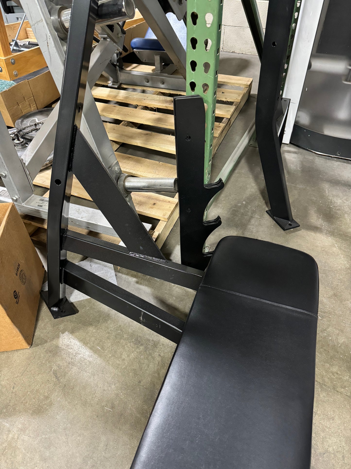 Hammer Strength Olympic Bench Press