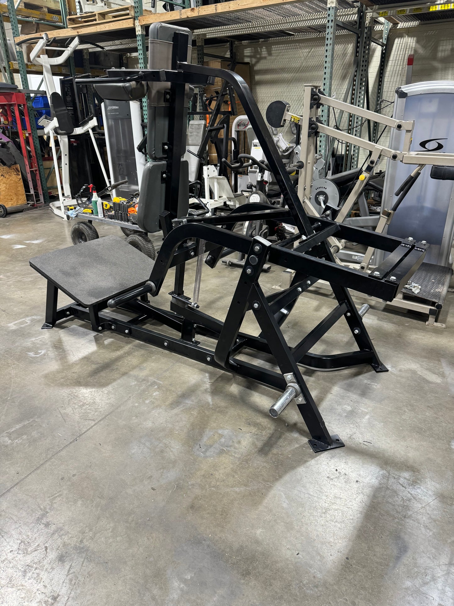 Hammer Strength Plate Loaded V-Squat