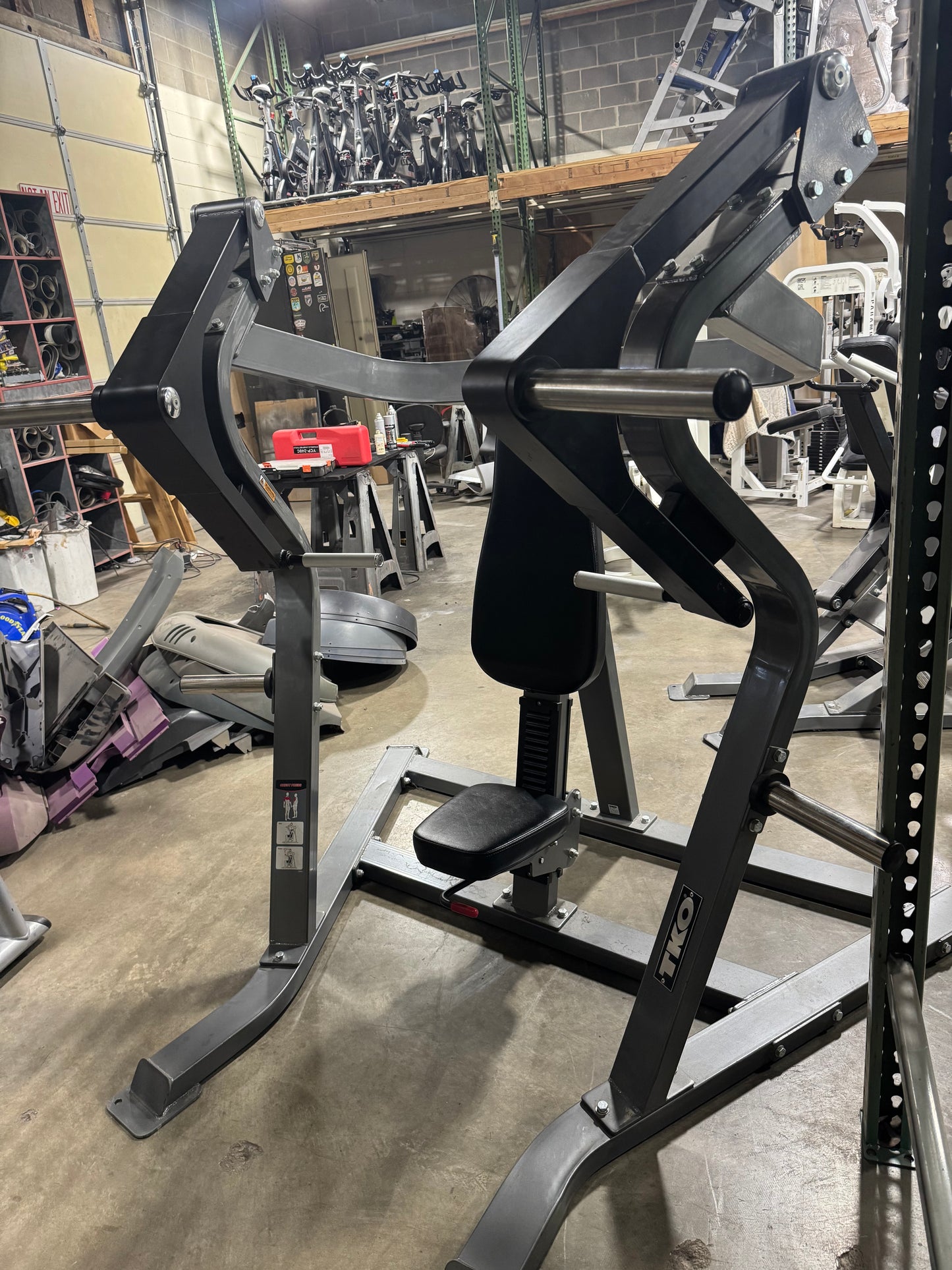 TKO ISO Lateral Chest Press Plate Loaded 900CP