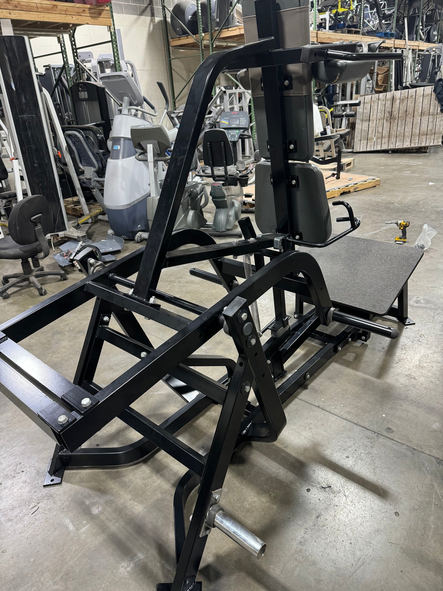 Hammer Strength Plate Loaded V-Squat