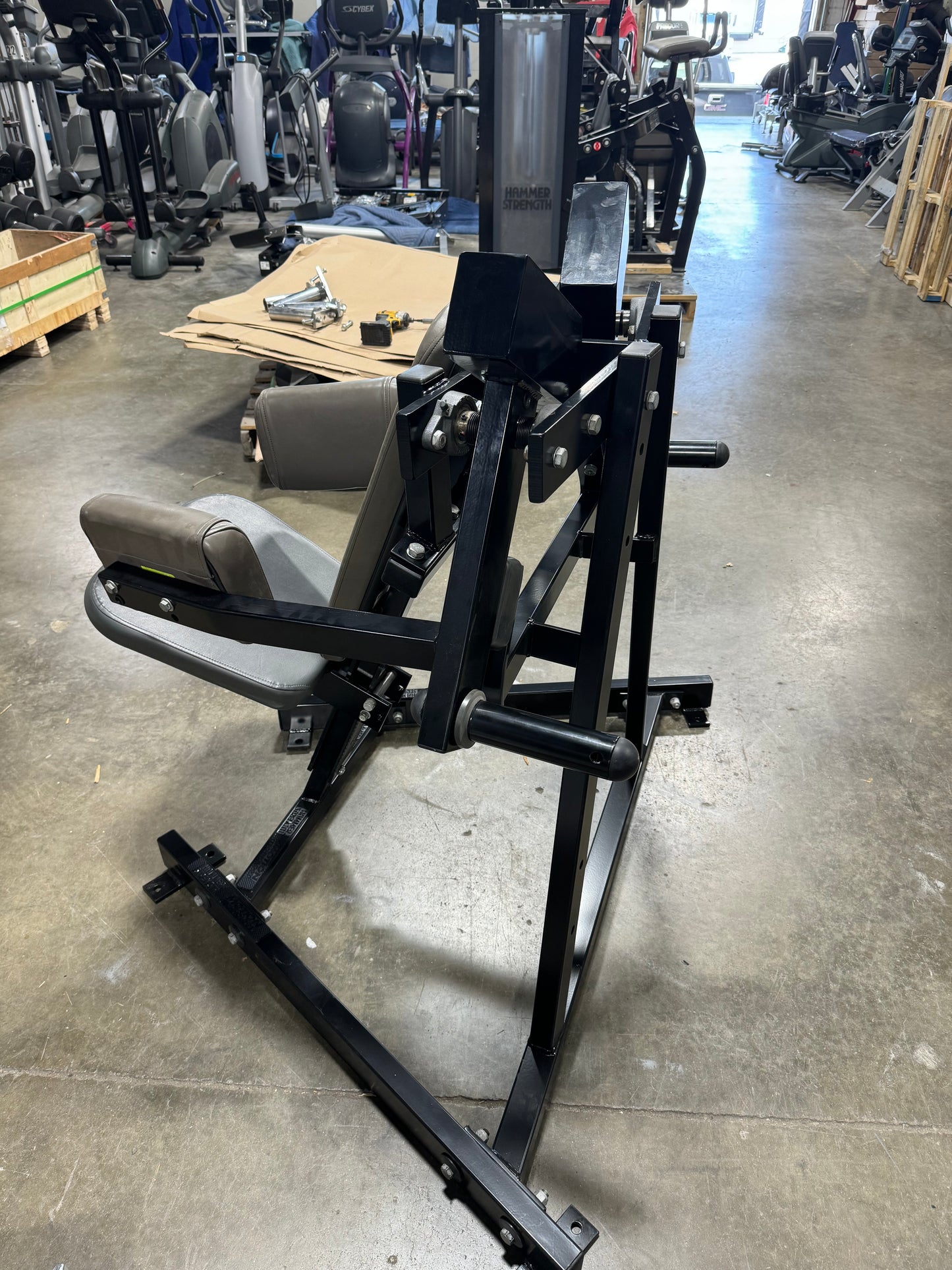 Hammer Strength Seated Lateral Raise PL-LR