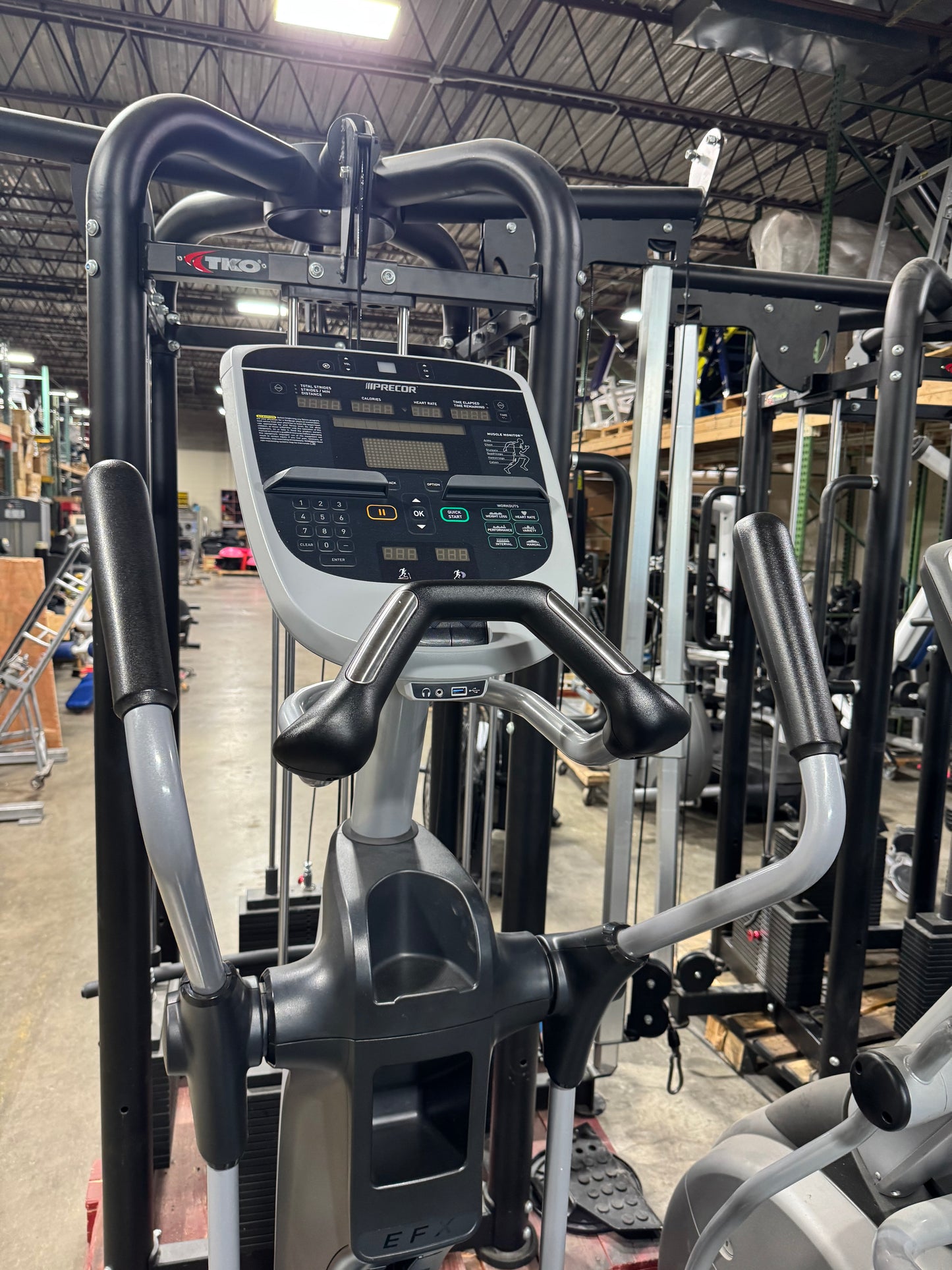 Precor EFX 635i Elliptical