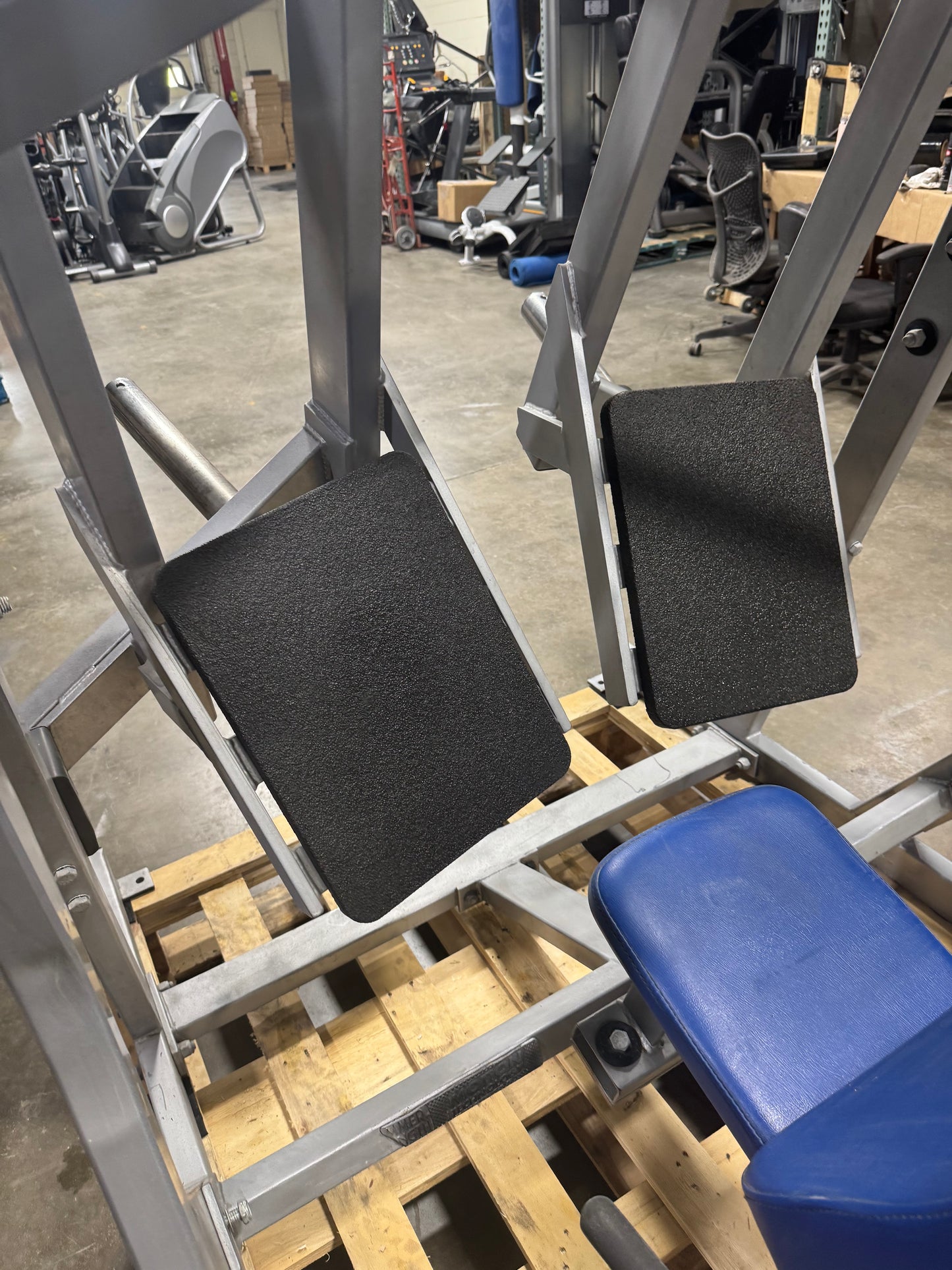 Hammer Strength Iso Lateral Leg Press