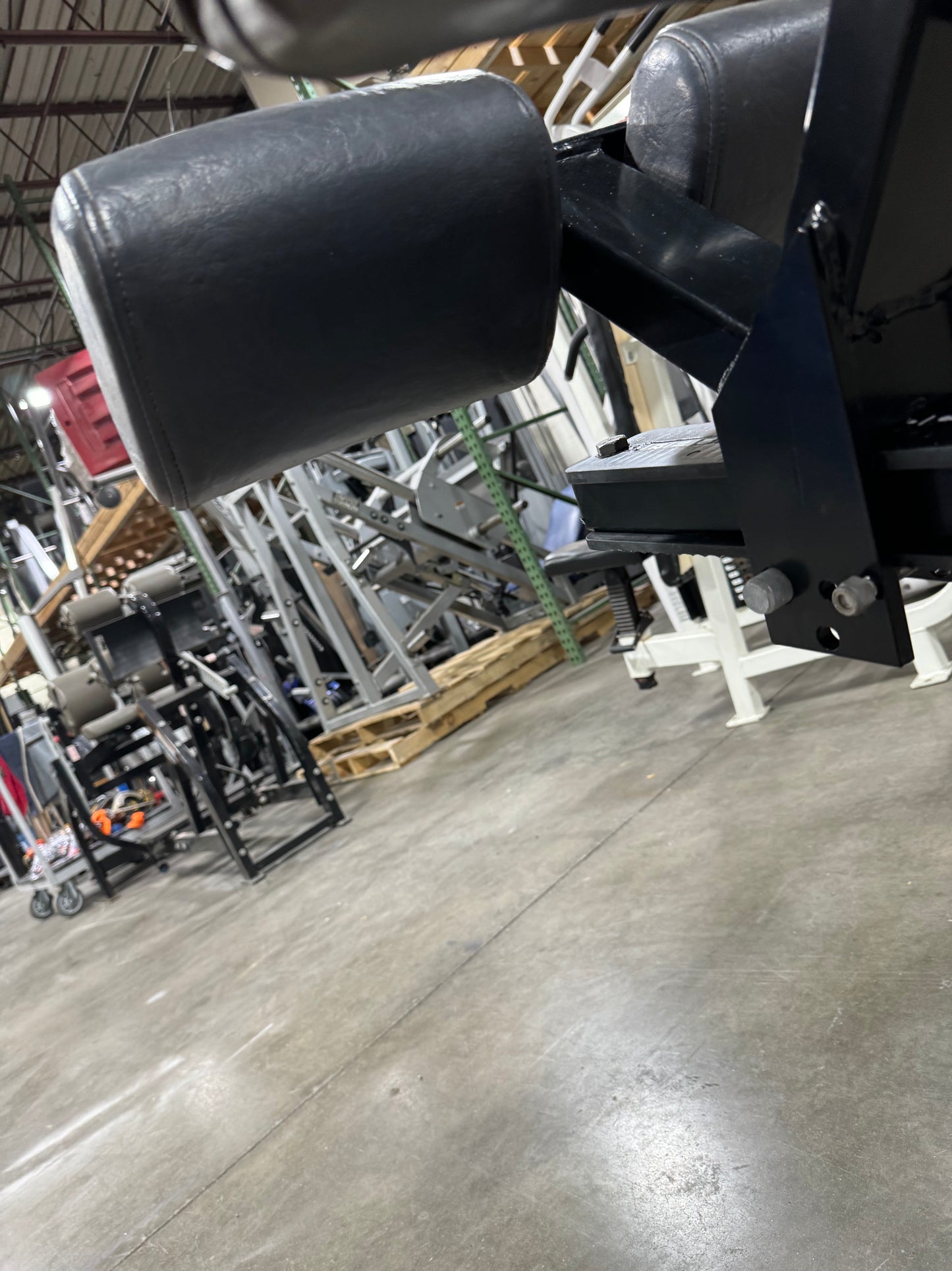 Hammer Strength Olympic Decline Bench Press