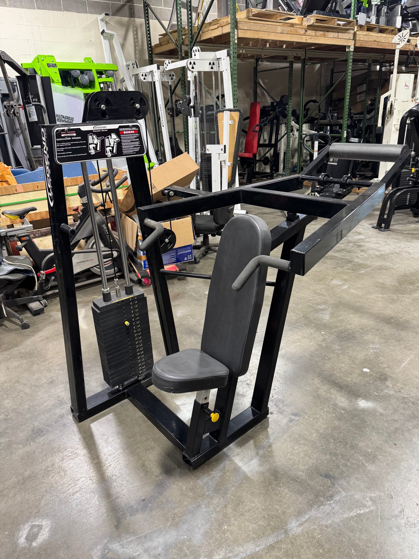 Legend Fitness Shoulder Press 902