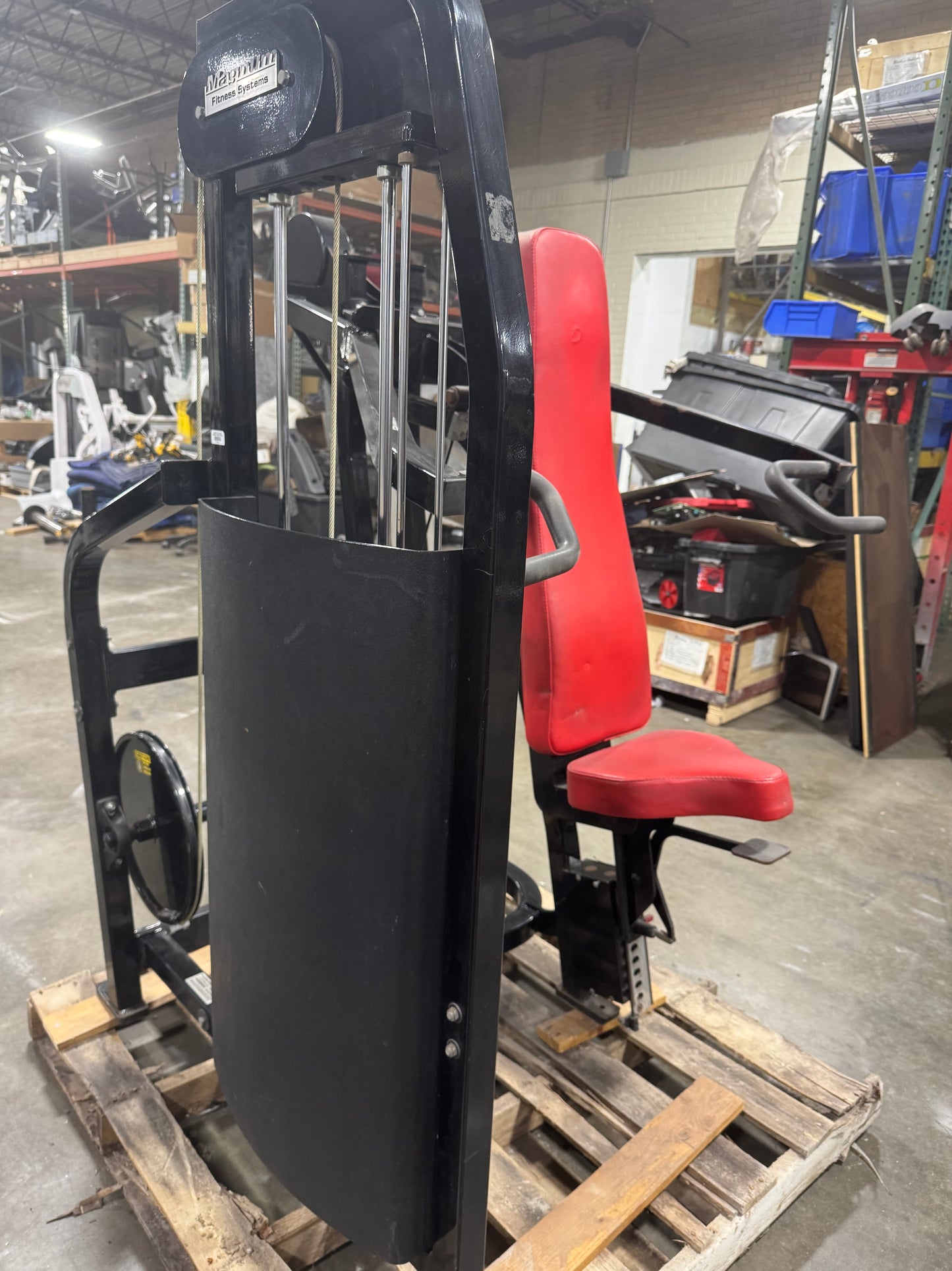 Magnum Biangular Shoulder Press