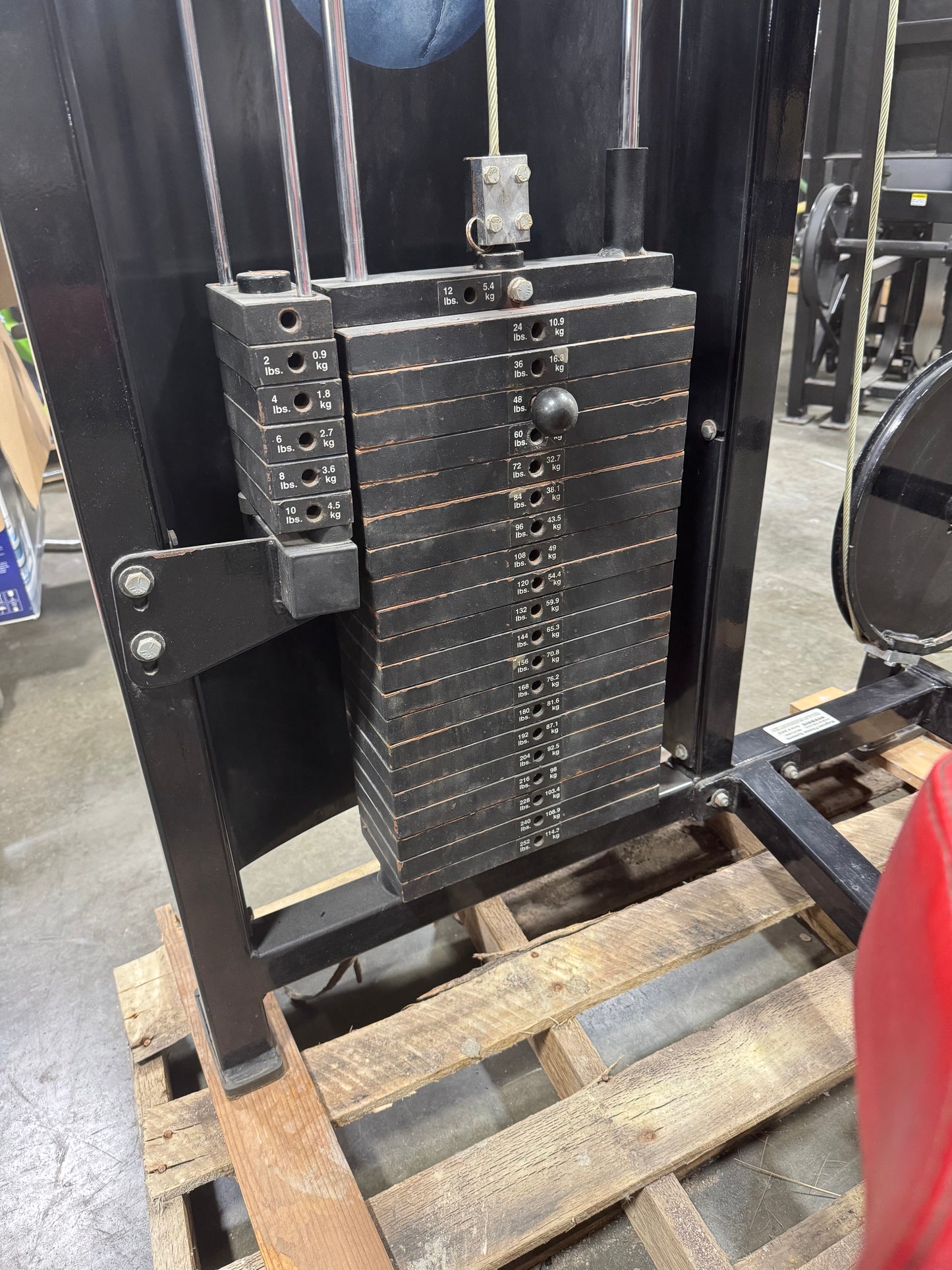 Magnum Biangular Shoulder Press