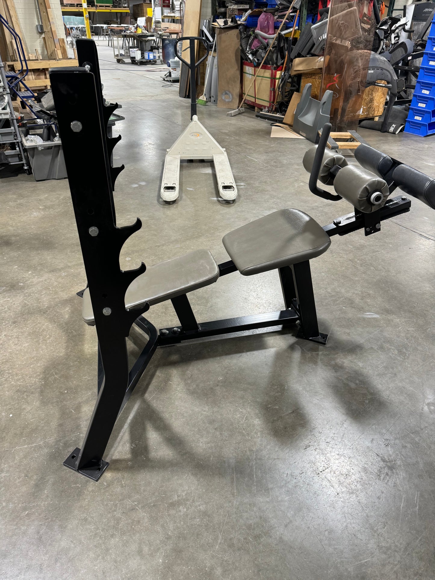 Hammer Strength Olympic Decline Bench Press