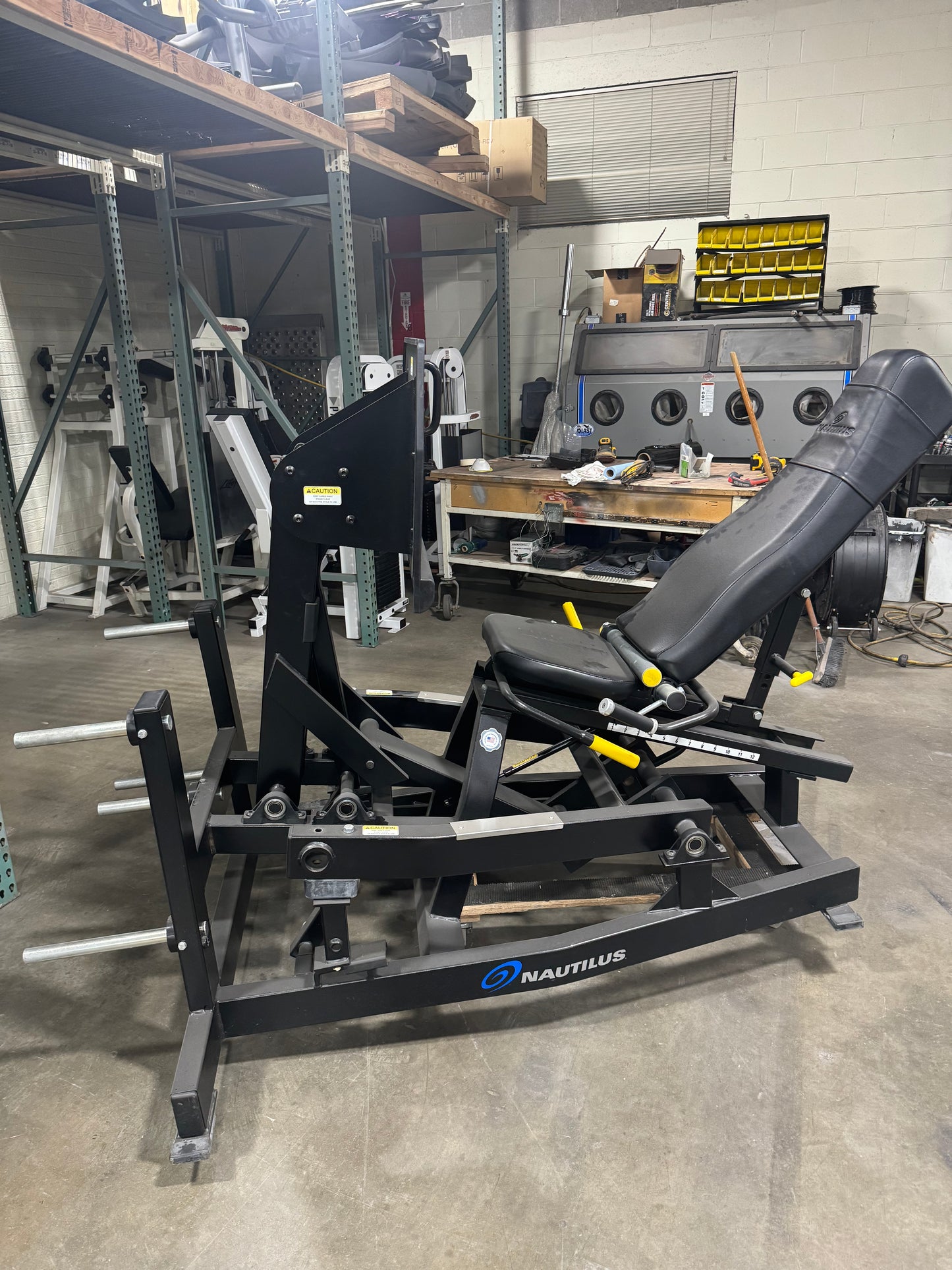 Nautilus Leverage Seated Leg Press Plate Loaded P3LP DEMO CONDITION!
