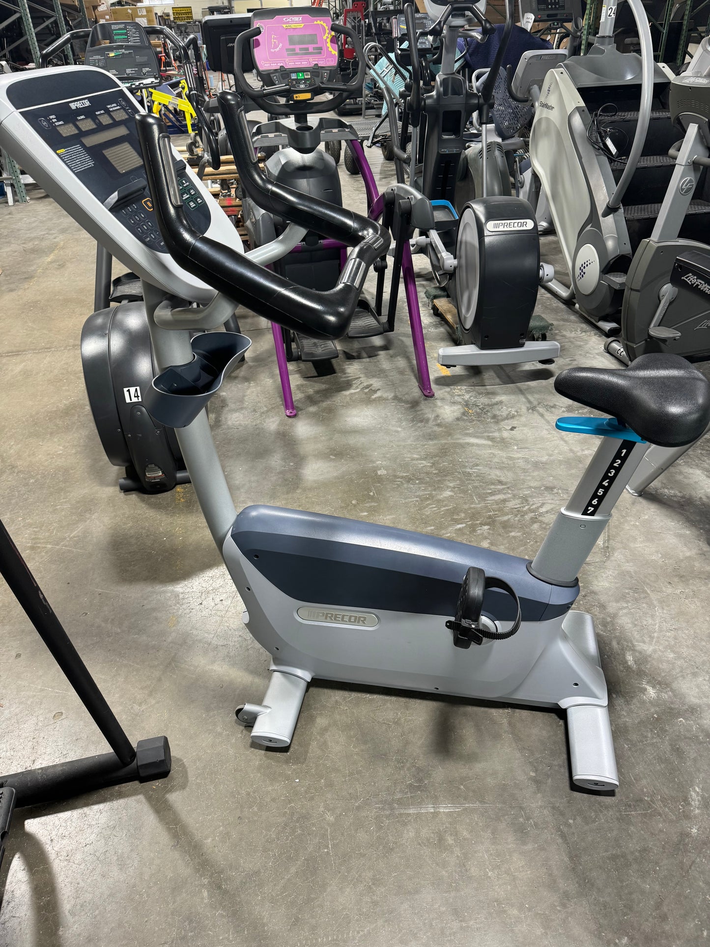 Precor 835 UBK Upright Bike P30