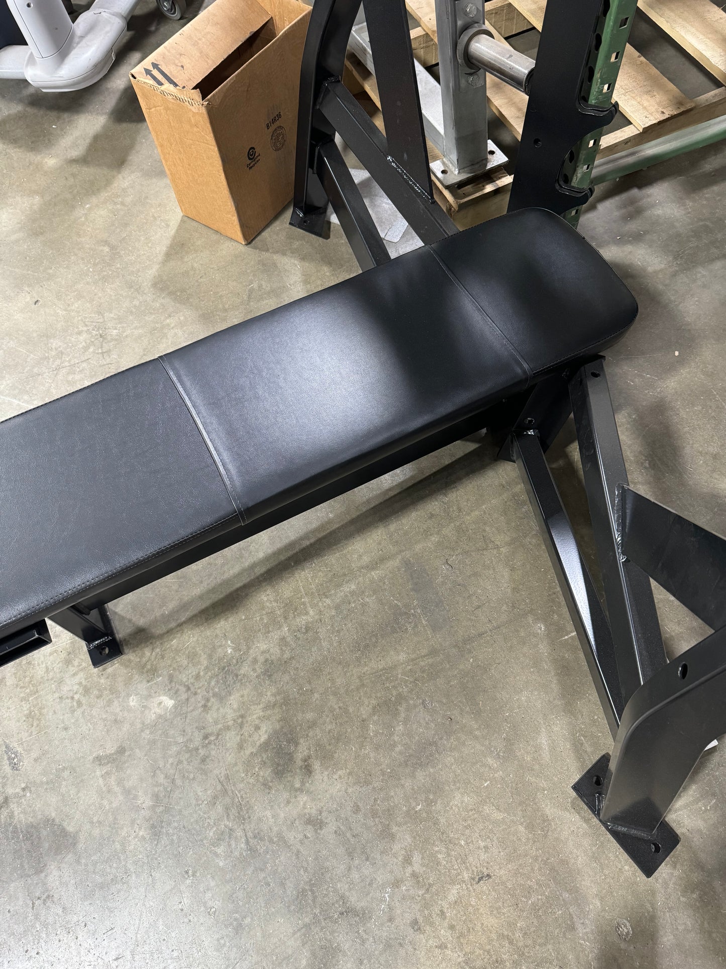 Hammer Strength Olympic Bench Press