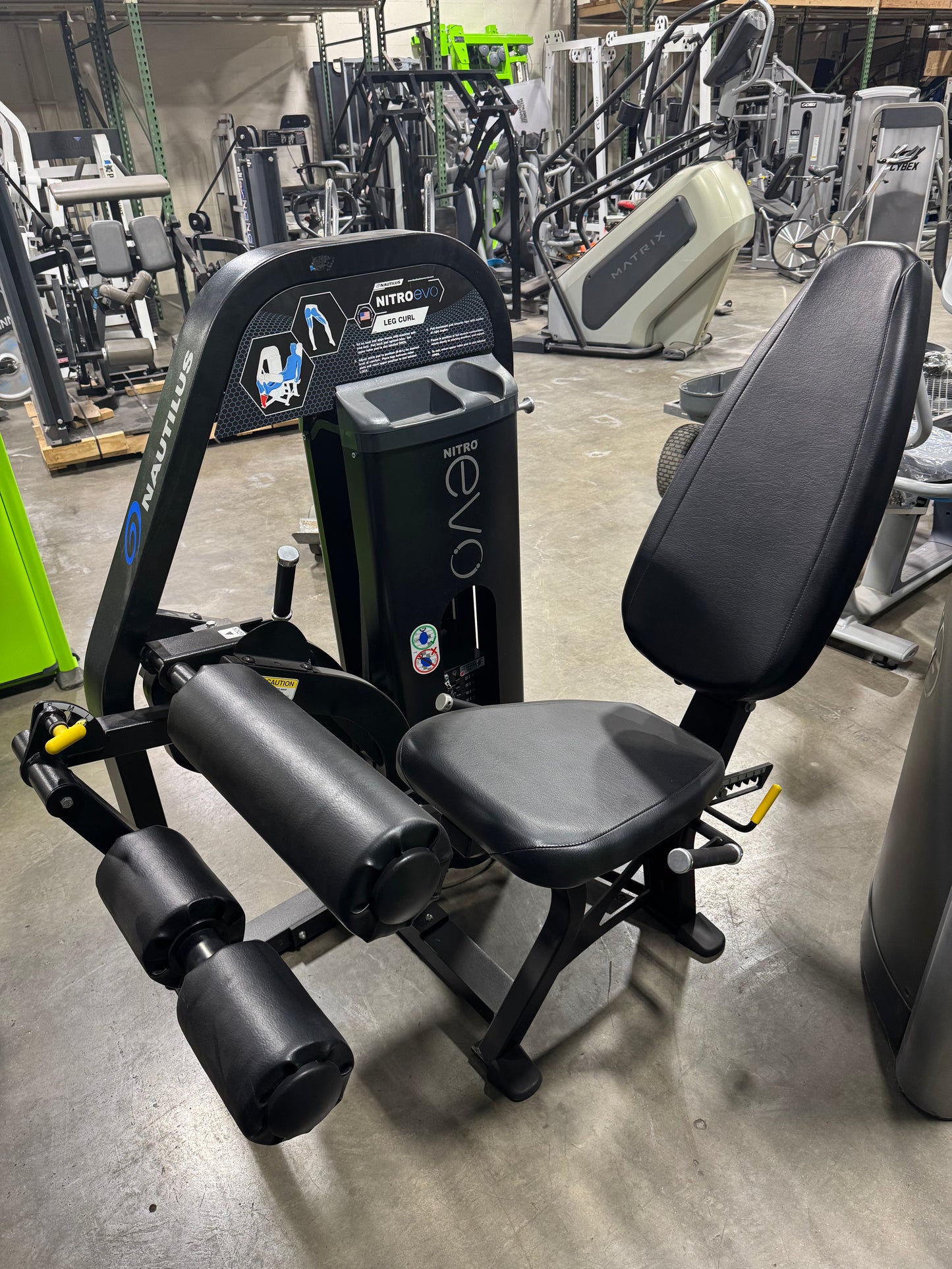 Nautilus Evo Leg Curl and Nautilus Evo Leg Extension Machines (2 machines)