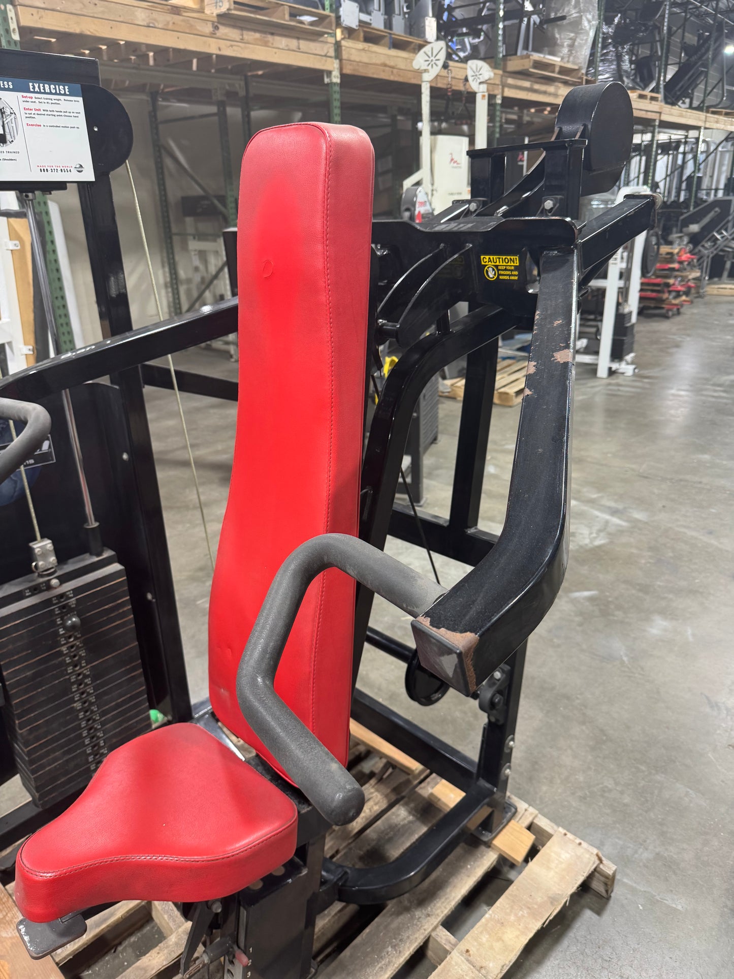 Magnum Biangular Shoulder Press