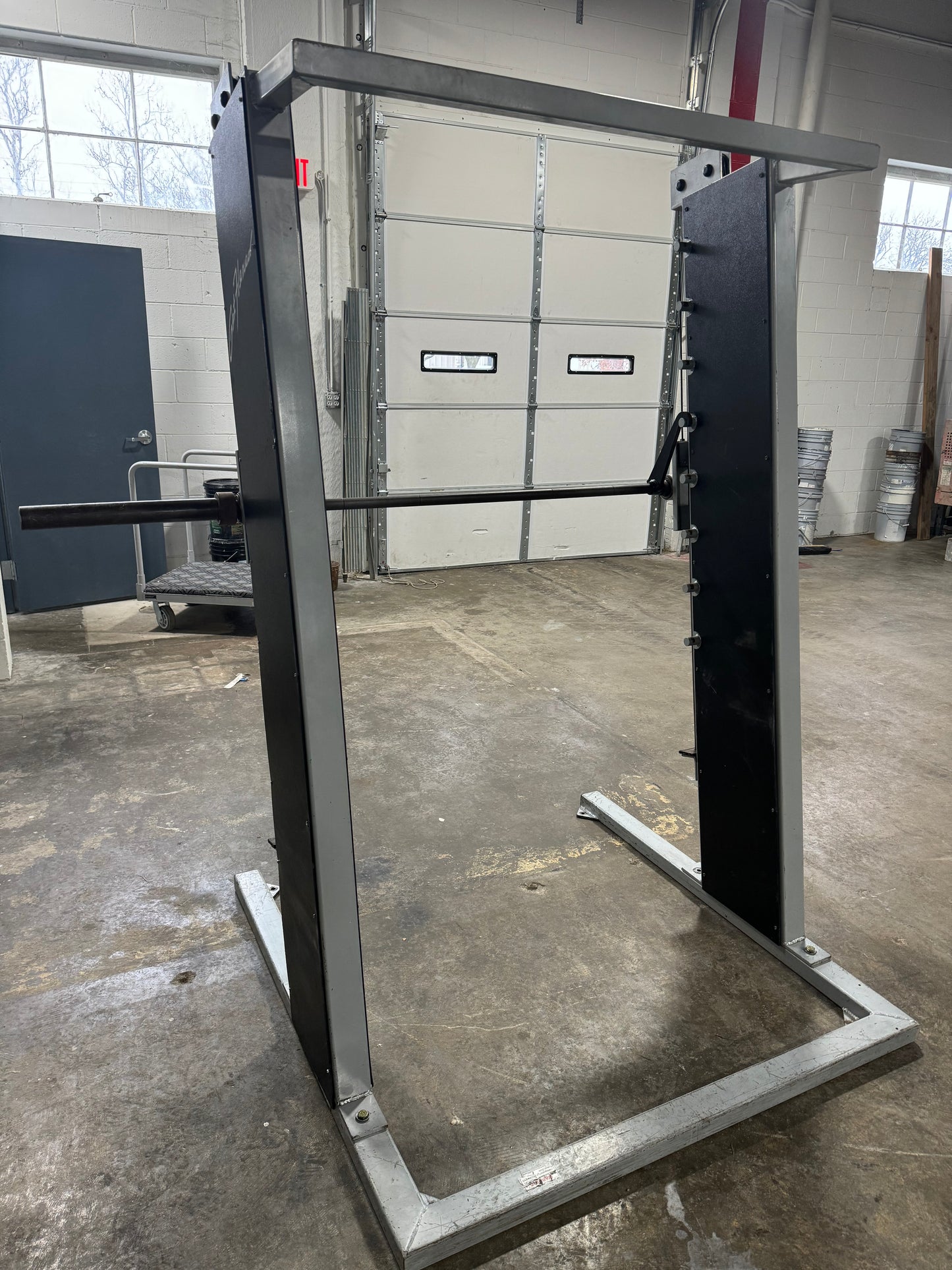 Flex Fitness Smith Machine