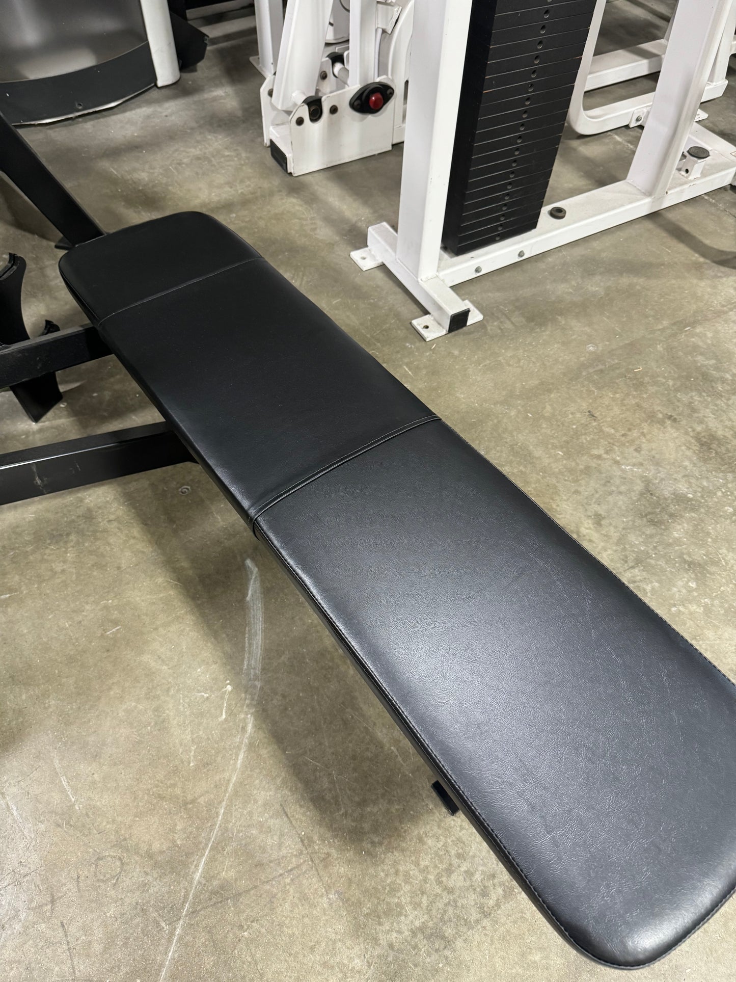 Hammer Strength Olympic Bench Press