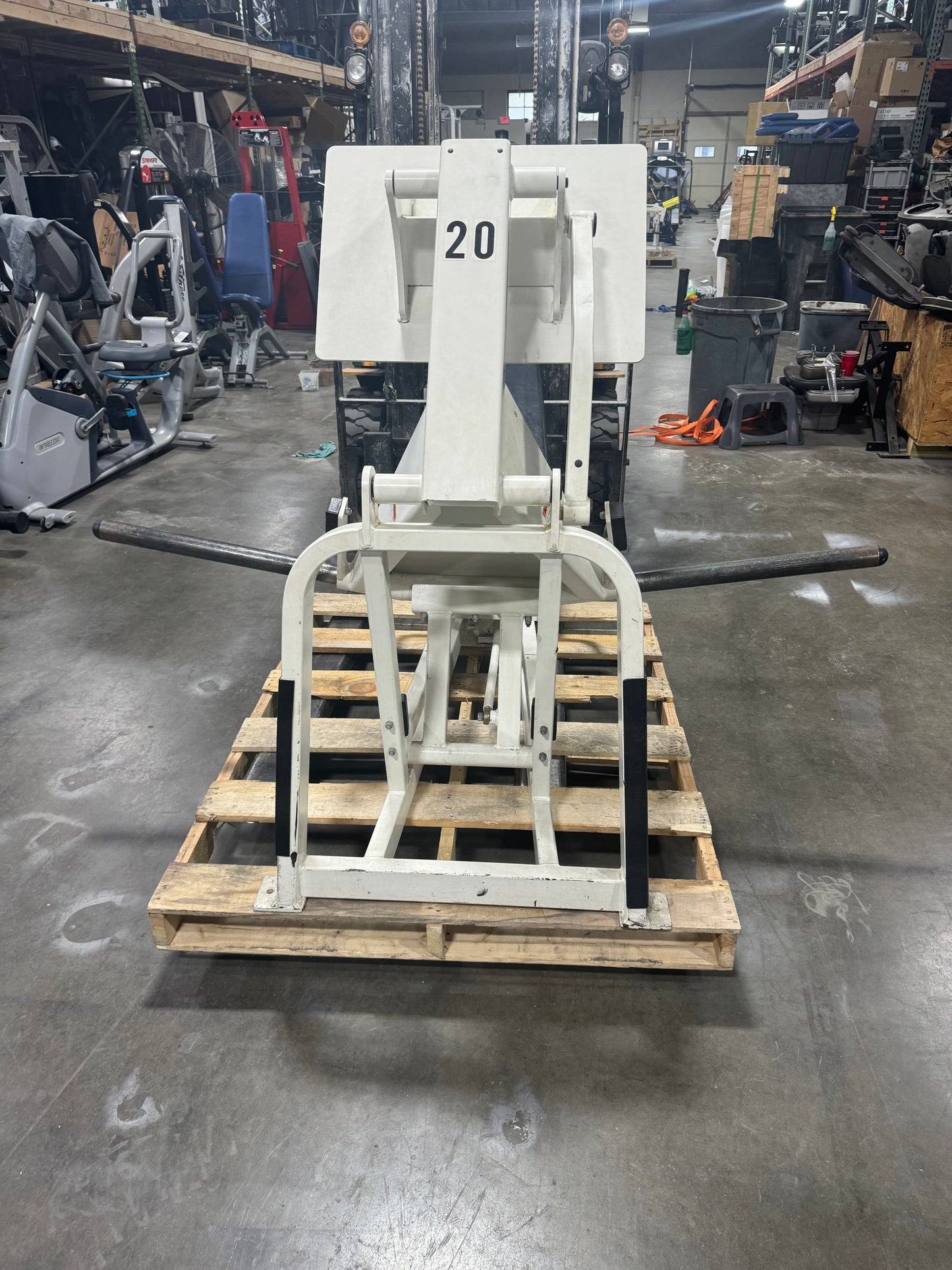 Cybex V Squat Press (Plate loaded Leg Press)