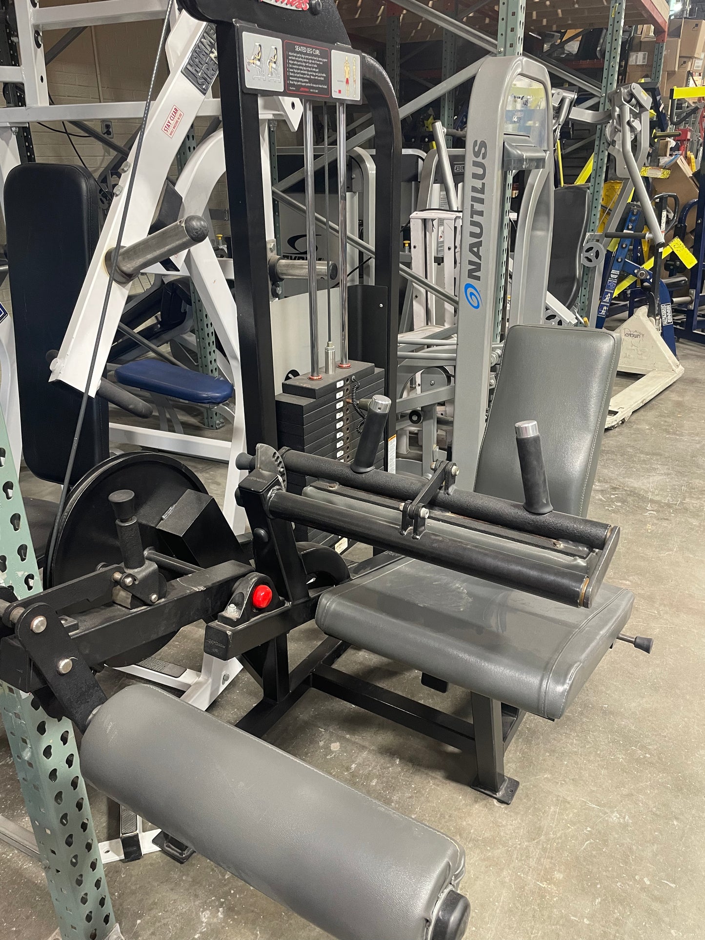 Life Fitness Classic Seated Leg Curl