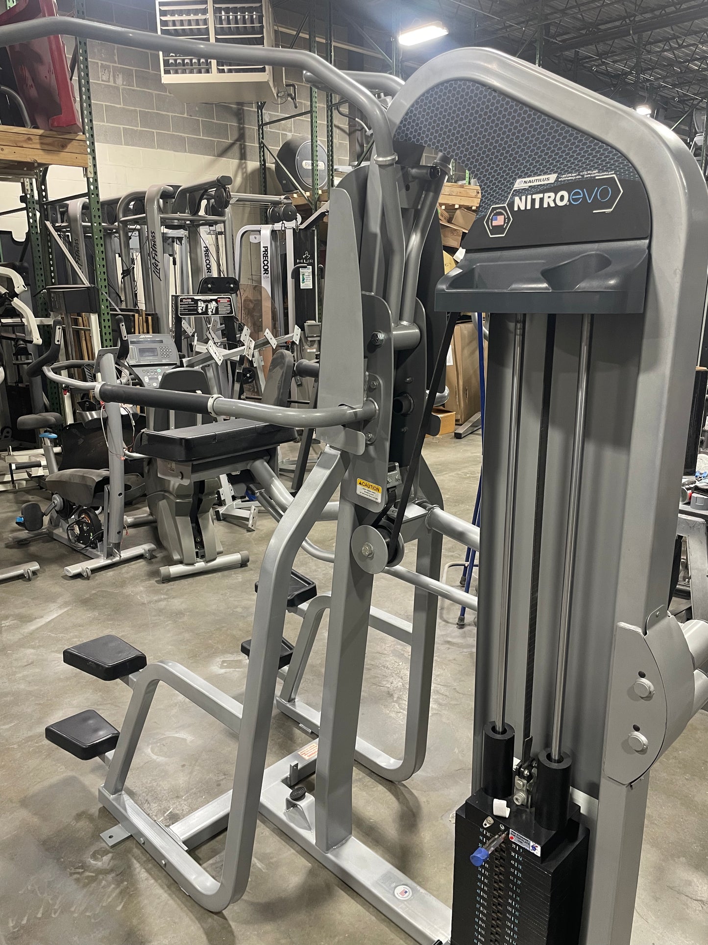 Nautilus Evo Graviton Assisted Chin Dip