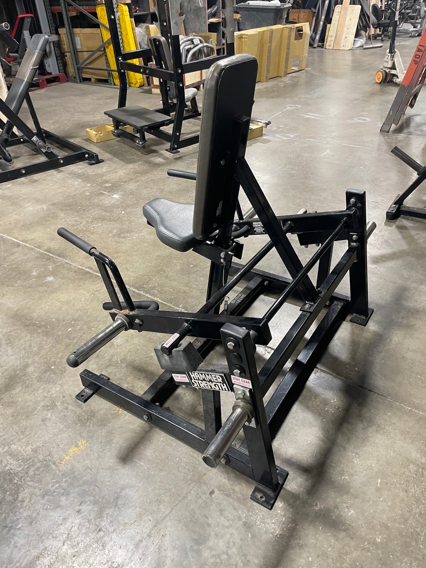 Hammer Strength PL-SH Plate-Loaded Seated/Standing Shrug