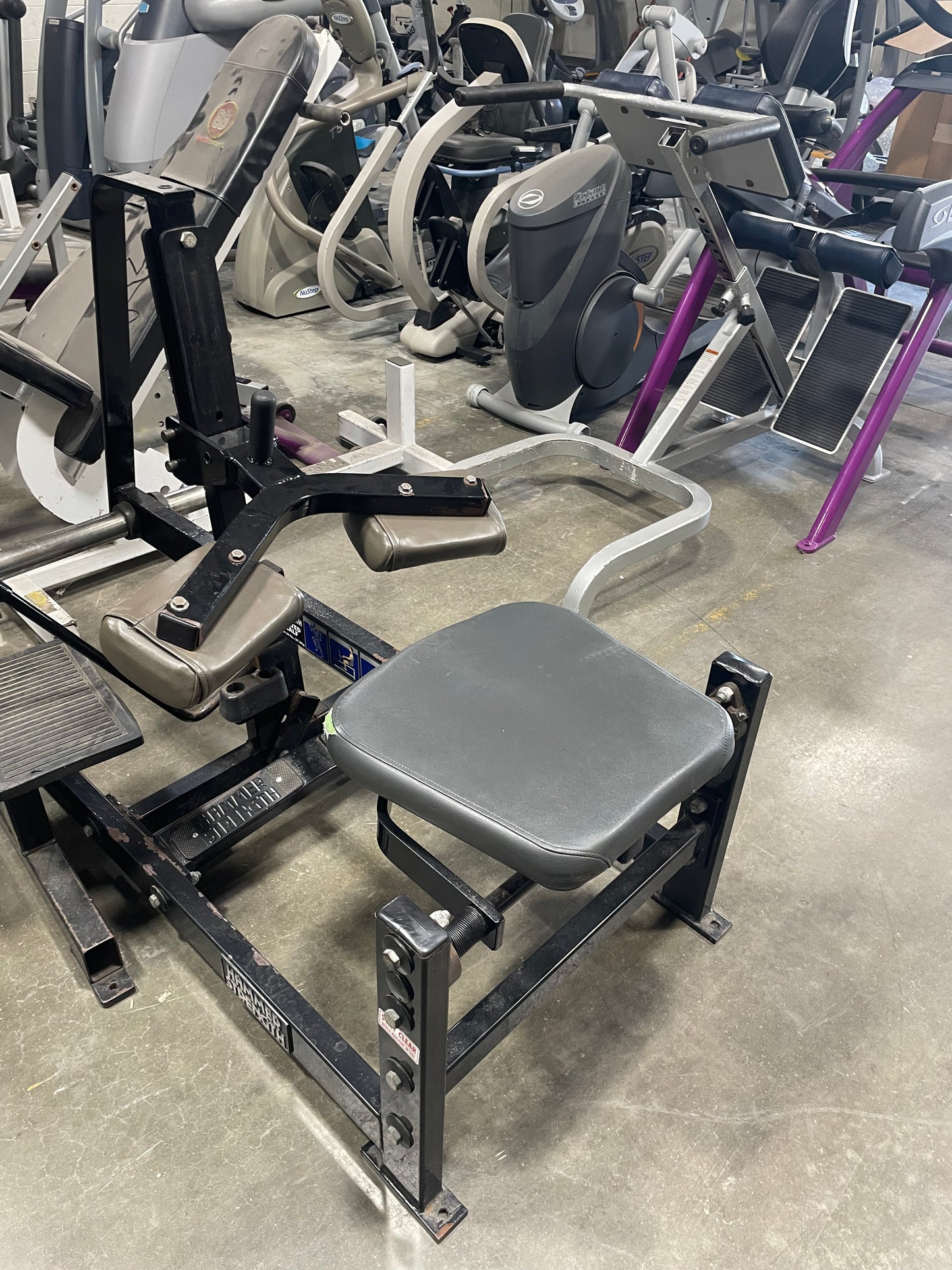 Hammer Strength Seated Calf Raise