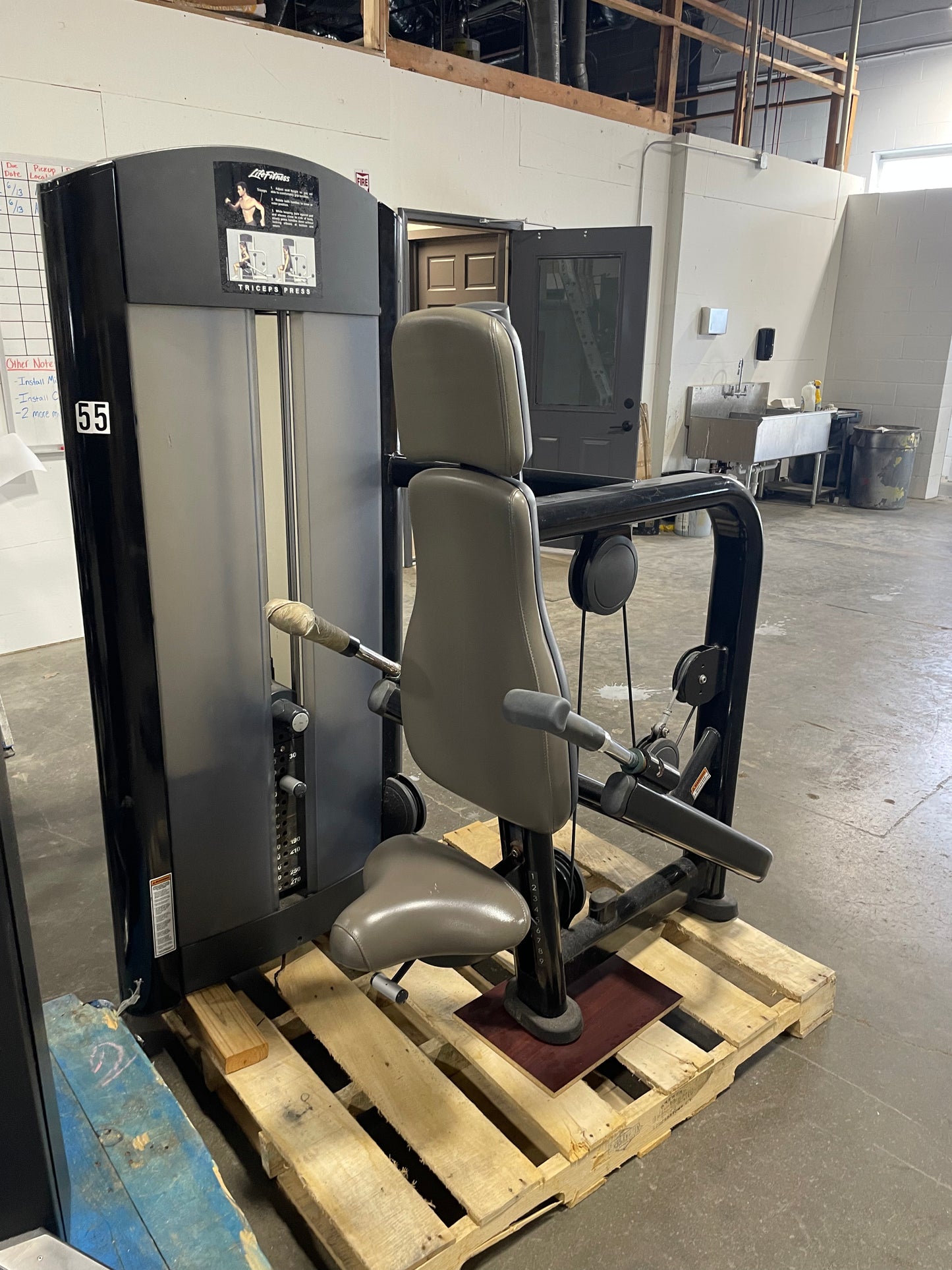 Life Fitness Signature Triceps Press/Seated Dip FZCE