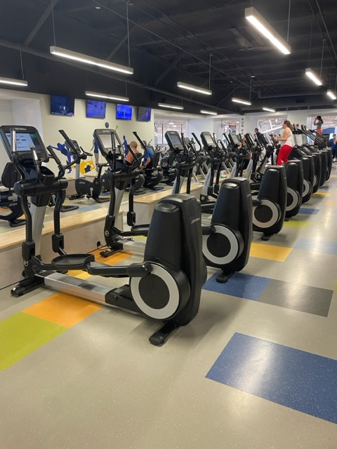 Life Fitness Discover Series SE3 Cardio Package w/ Cybex Arc Trainers