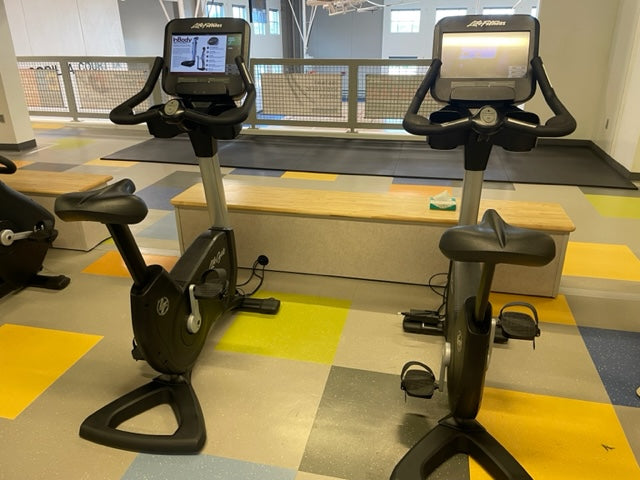 Life Fitness Discover Series SE3 Cardio Package w/ Cybex Arc Trainers