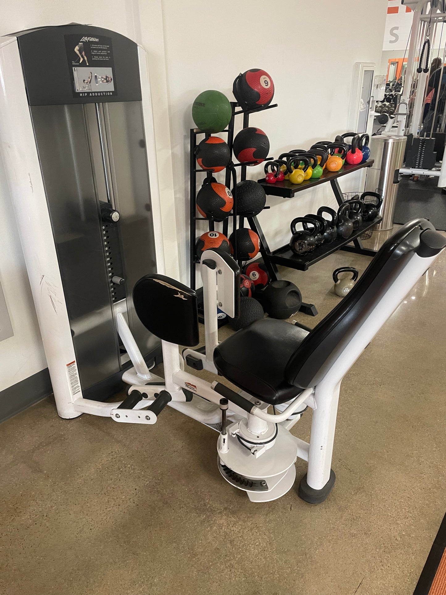 Life Fitness Signatures Series Adduction & Abduction machines (2 machines)