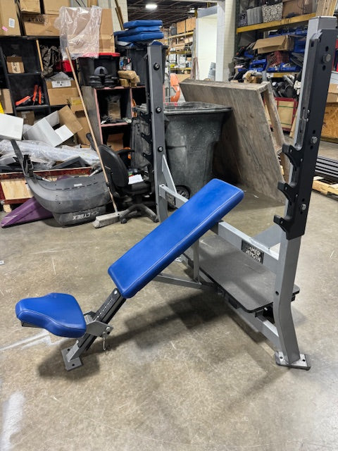 Hammer Strength Olympic Incline Bench Press
