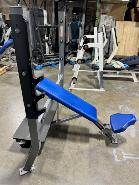 Hammer Strength Olympic Incline Bench Press