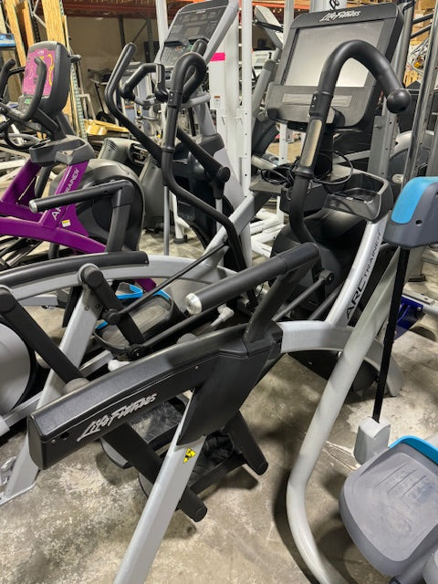 Life Fitness Arc Trainer Discover Series