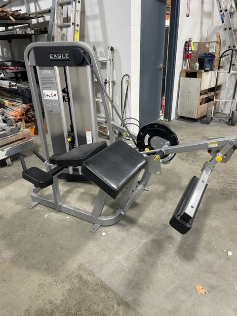10 piece Cybex Eagle w/ VR3 Circuit Gym Package