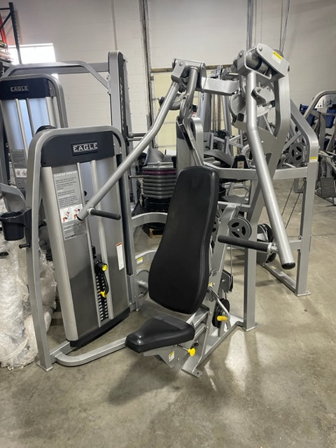 10 piece Cybex Eagle w/ VR3 Circuit Gym Package