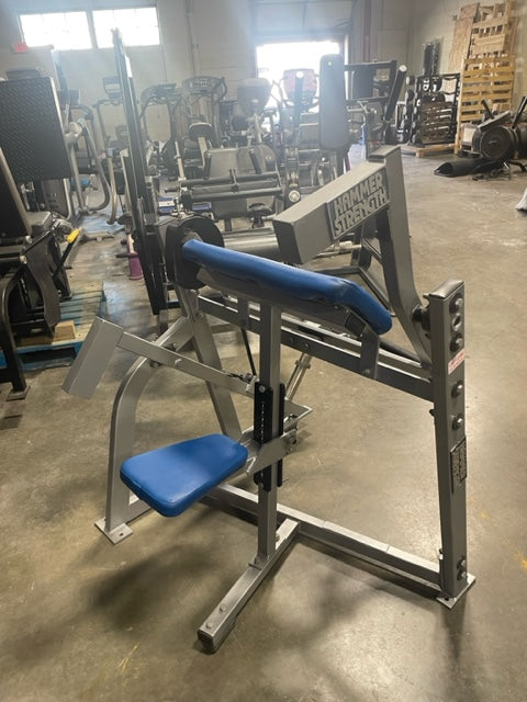 Hammer Strength PL-BI Plate-Loaded Seated Bicep