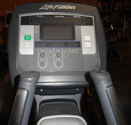 Life Fitness 95X Achieve Elliptical