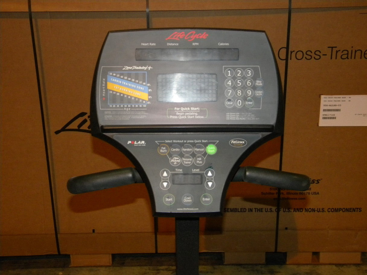 Life Cycle by Life Fitness LC9500HR Recumbent Bike
