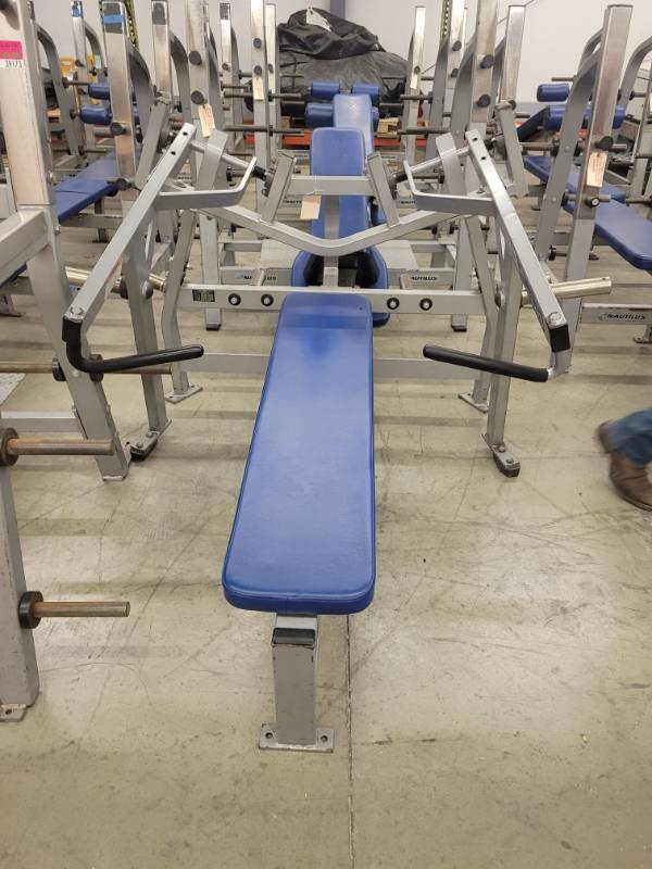 Hammer Strength Iso Lateral Horizontal Bench Press