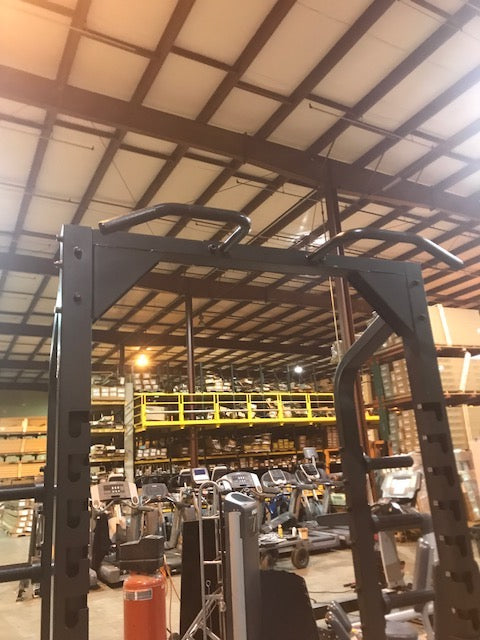 Half Rack w/ spotter arms & Pull-Up Bars
