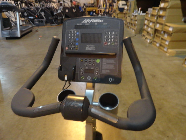 Life Fitness Integrity Series Upright Bike