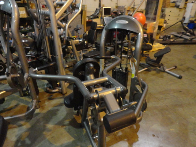 Matrix Fitness Shoulder Press G3-S20