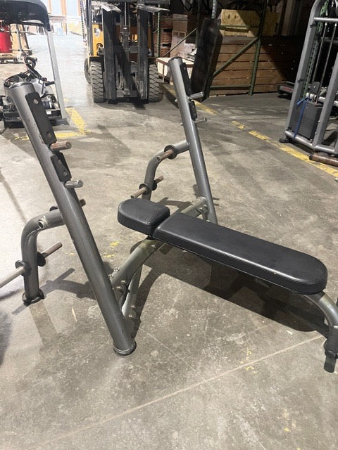 Matrix Aura Olympic Bench Press