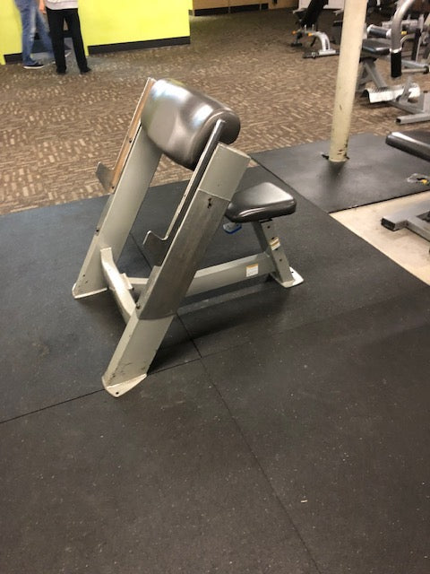 Nautilus Preacher Curl Bench F3PC