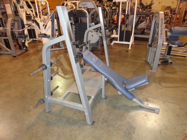 Nautilus Nitro Olympic Incline Bench Press