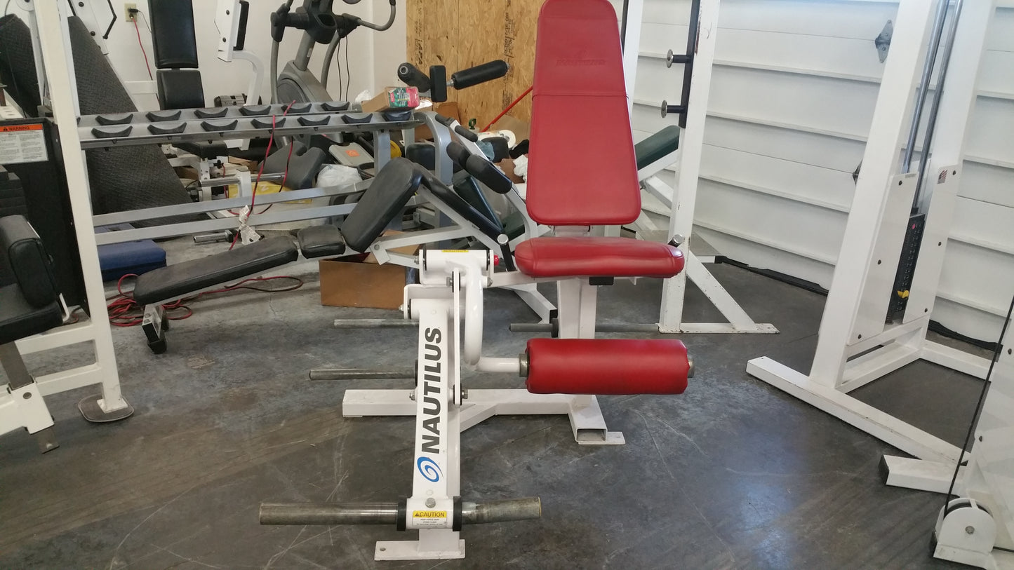 Nautilus XPlode Leg Extension