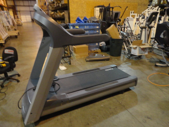 Precor 966i Experience Treadmill