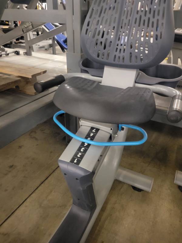 Precor 835 RBK Recumbent Bike