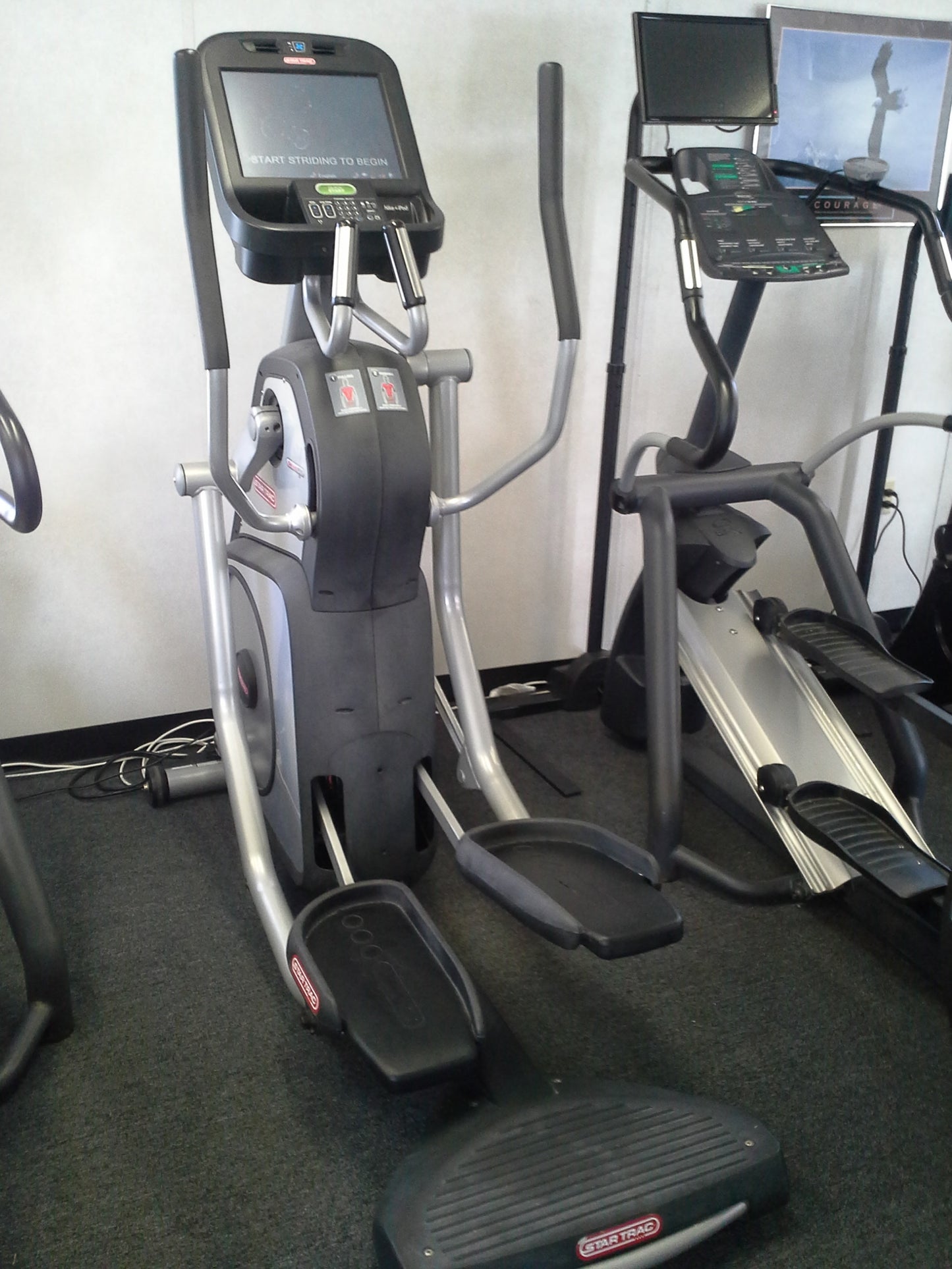 Star Trac E-TBTe E Series Total Body Trainer w/ Touchscreen 6070