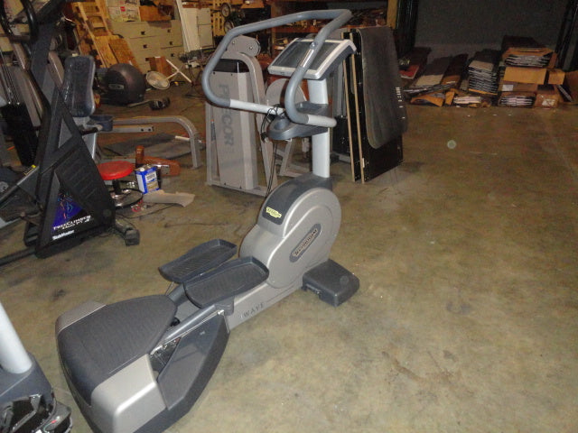 Technogym Wave 700i Ski elliptical