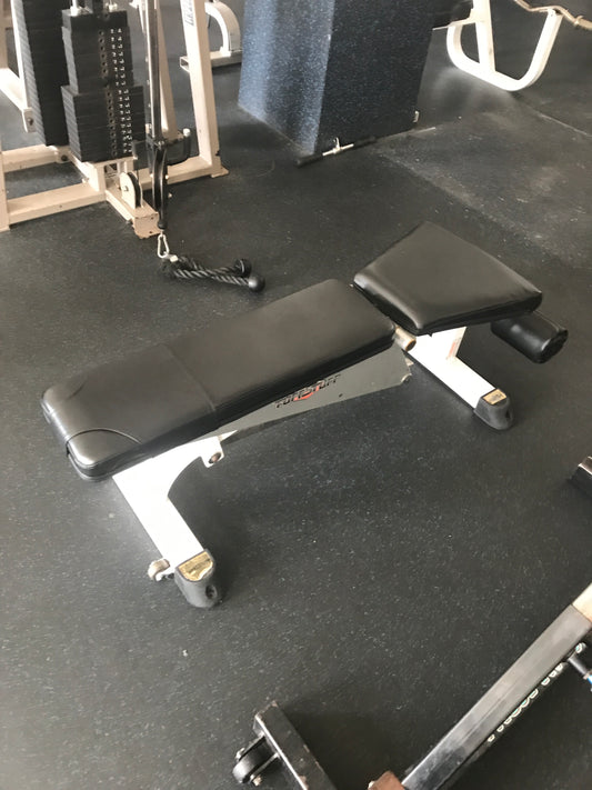 Tuff Stuff PF-300 Deluxe Adjustable Bench
